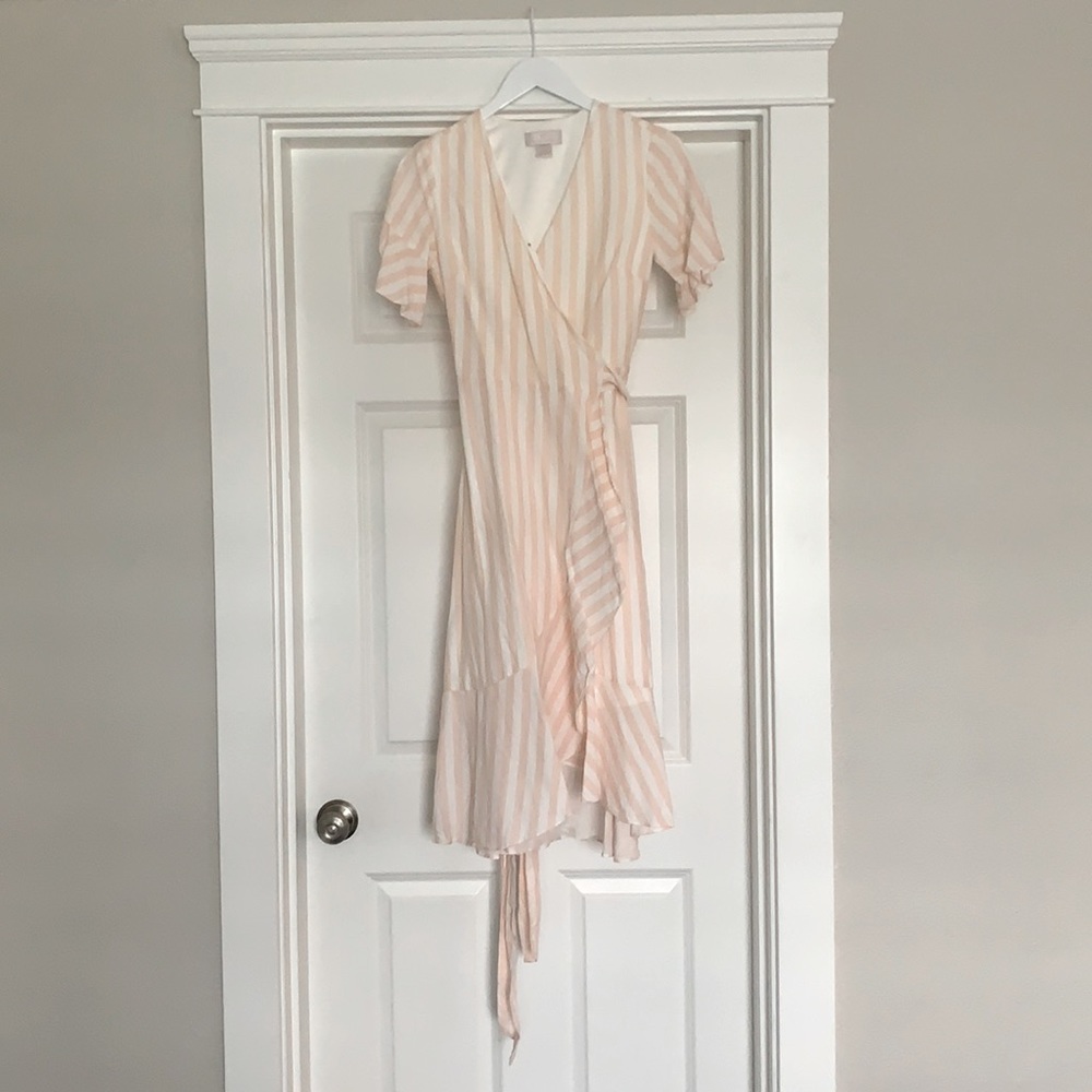 Rachel Parcell Ruffle Wrap Dress - Picture 4 of 11